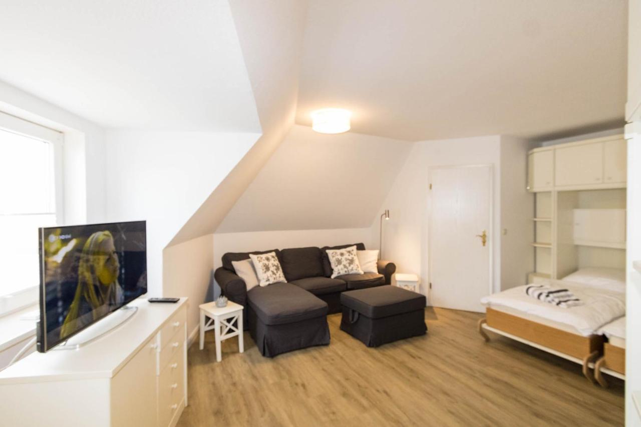 Hues Auert Tharep, Wohnung 2 Гернум Екстер'єр фото